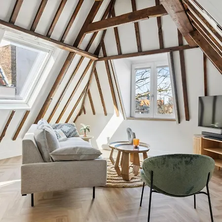 Stonebridge Boutique - Centre Apartment *