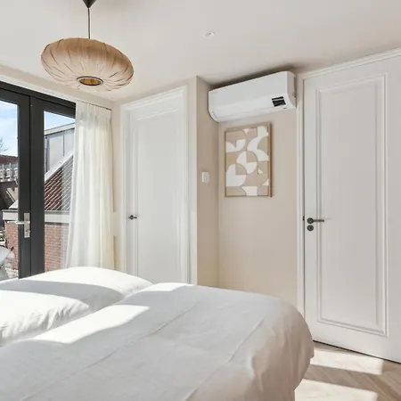 Stonebridge Boutique - Centre