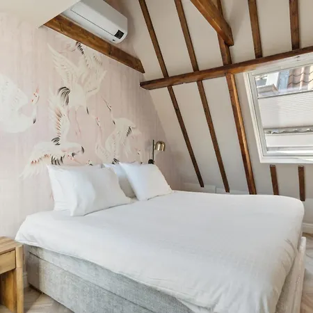 Stonebridge Boutique - Centre *