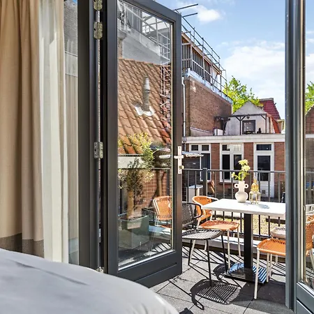 Stonebridge Boutique - Centre