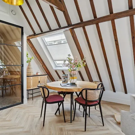 Stonebridge Boutique - Centre *