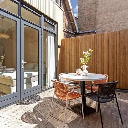 Stonebridge Boutique - Centre *