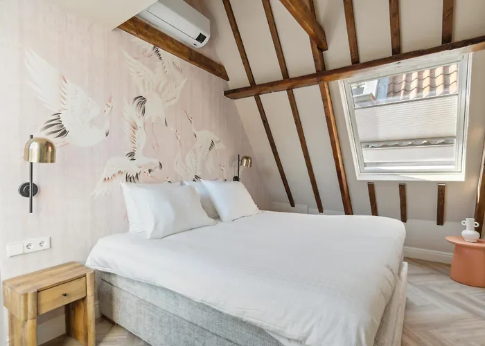 Stonebridge Boutique - Centre *