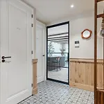 Stonebridge Boutique - Centre Apartment *